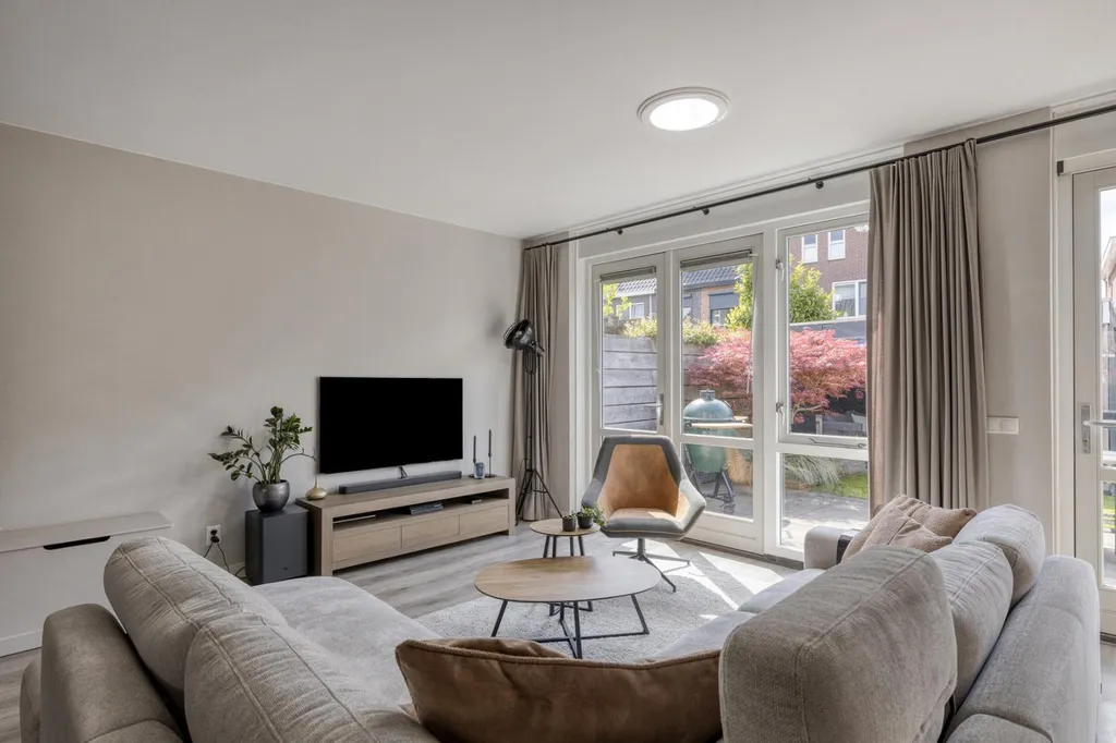 Elutuba - Modern Corner House with Garage in Woudenberg