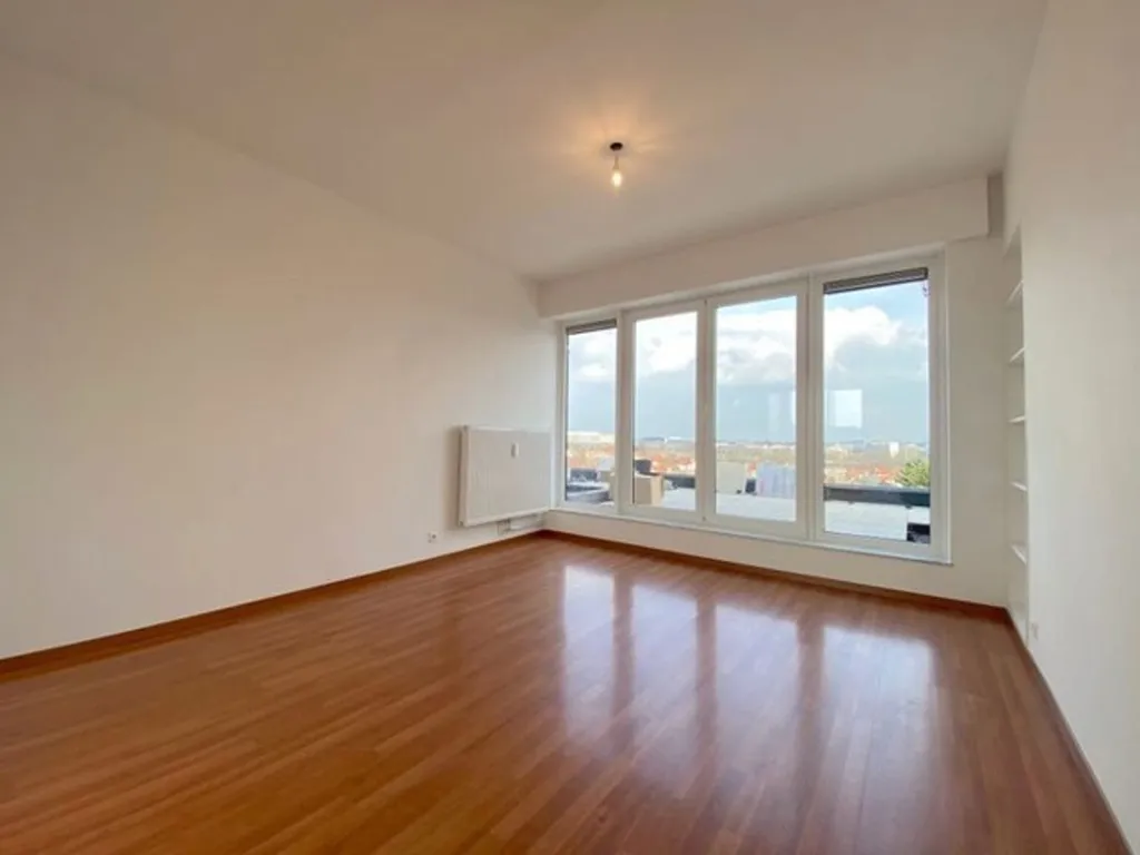 Stanze - One-Bedroom Flat with Terrace in Solbosch