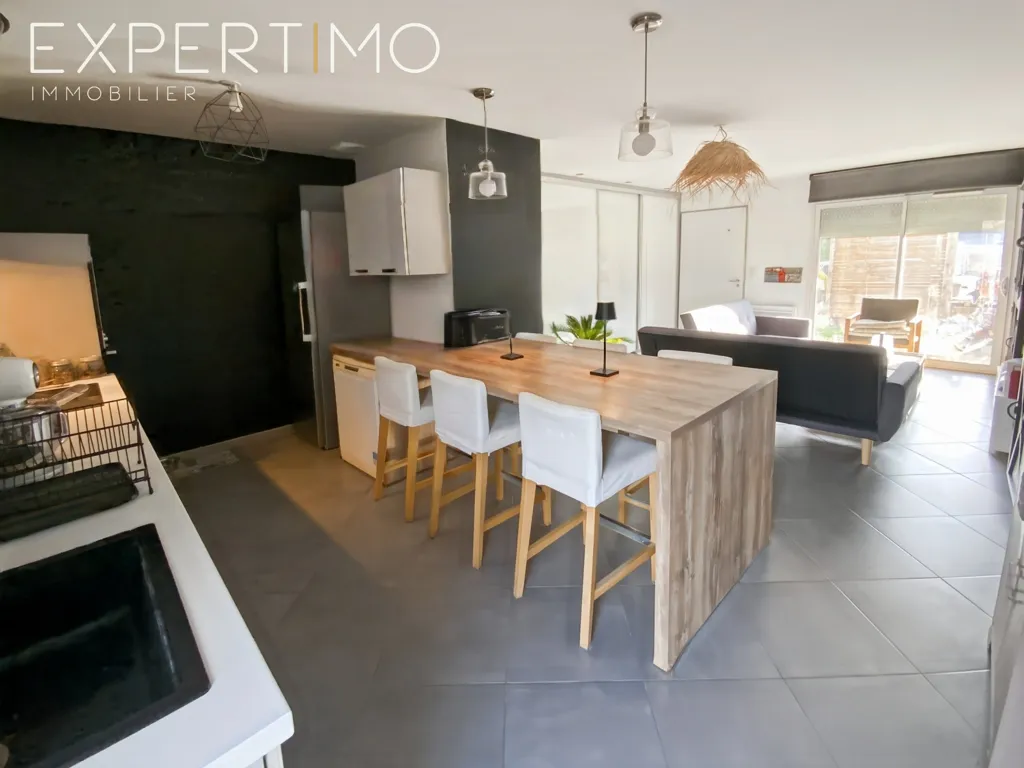 Cuisine - Maison Récemment Construite avec Jardin et Garage à Apt