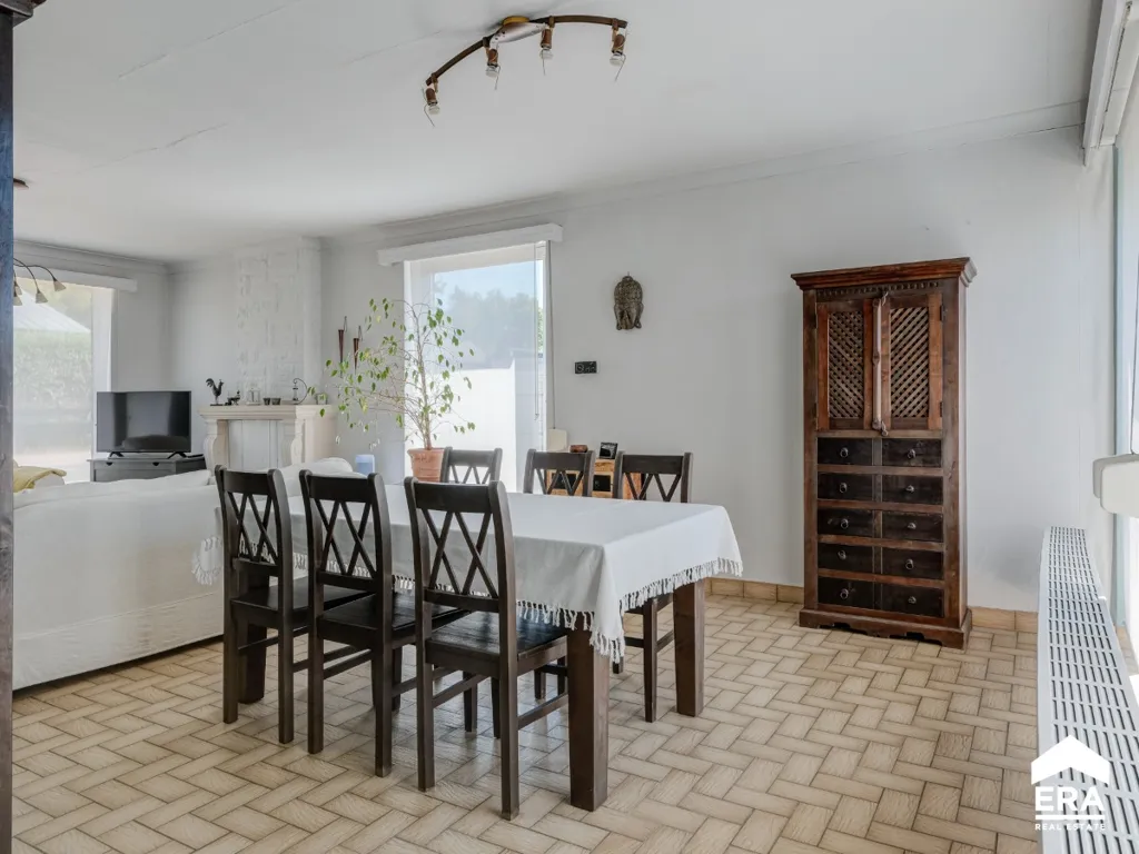 Salle à manger - Maison Individuelle avec Jardin ensoleillé à Herk-de-Stad