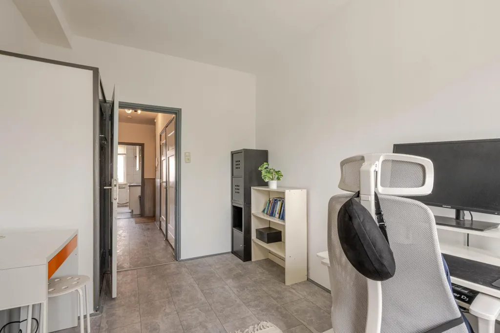 Studio - 3-Bedroom Apartment with Loggia in Rotterdam