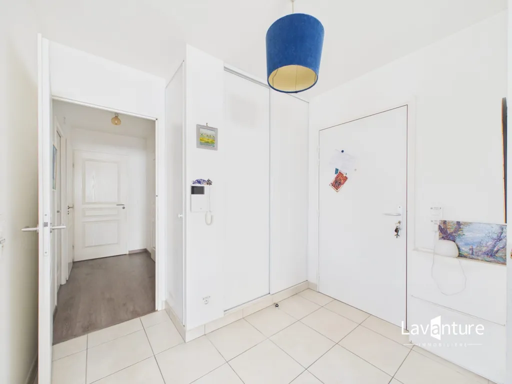Entrée - Appartement 3 Pièces avec Balcon à Châtenay-Malabry