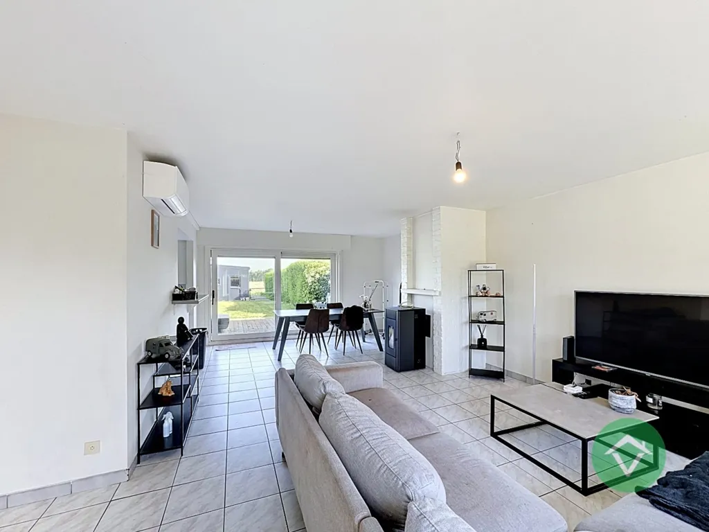 Elutuba - House with Large Garage in Ichtegem
