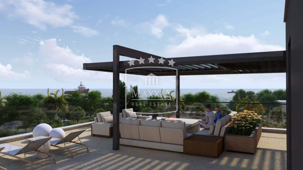 Terrazza - Penthouse with Sea View in Sukošan