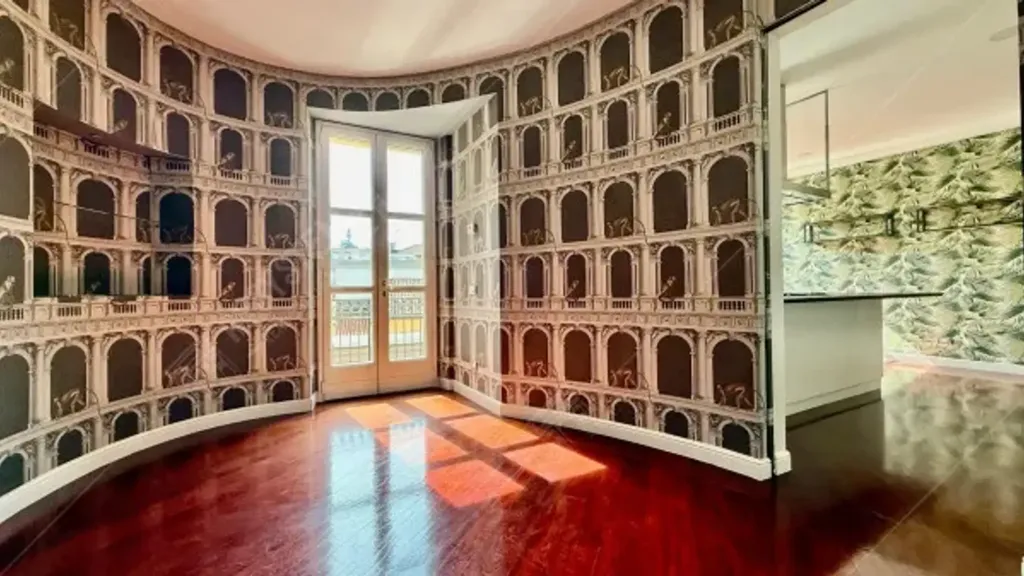 Esik - Luxury Flat with Four Exposures in Milan