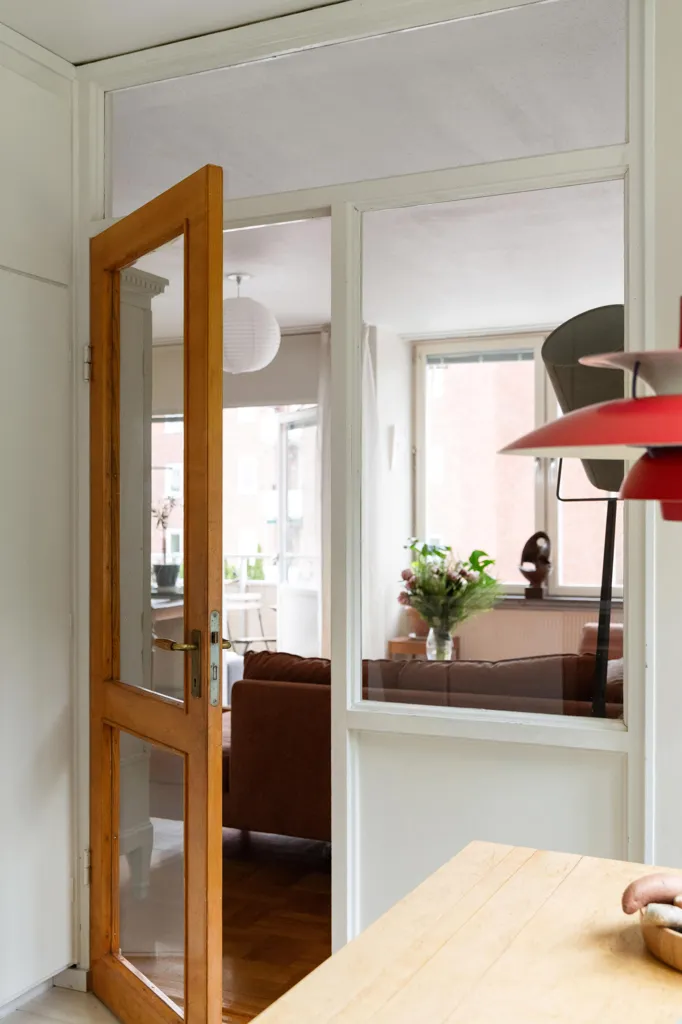 Salle à manger - Apartment with Balcony in Liseberg, Älvsjö