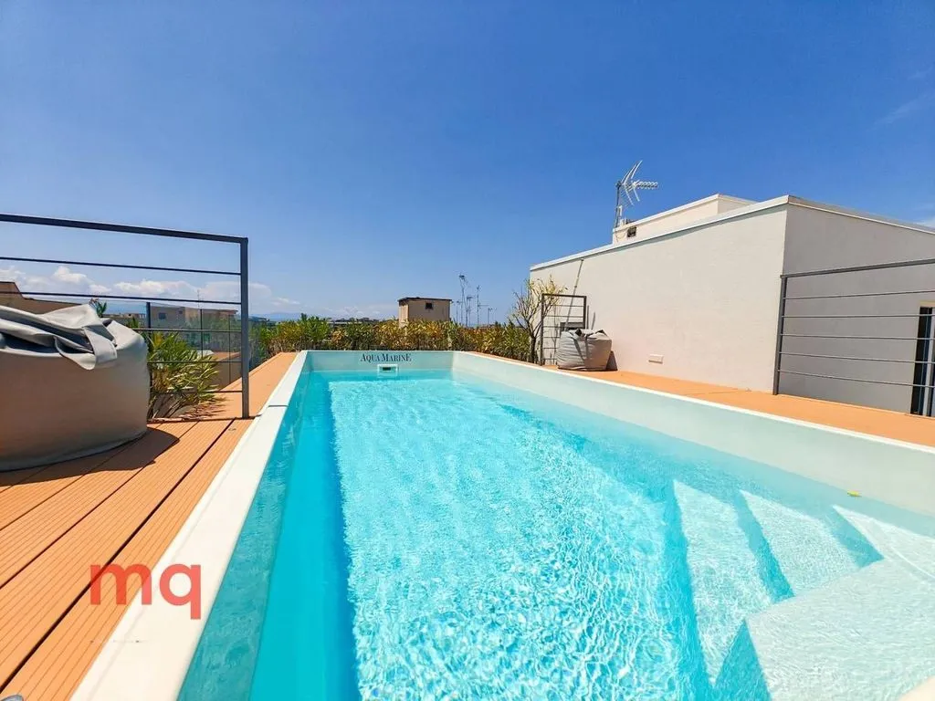 Piscine - Luxury Penthouse with Pool in Milazzo