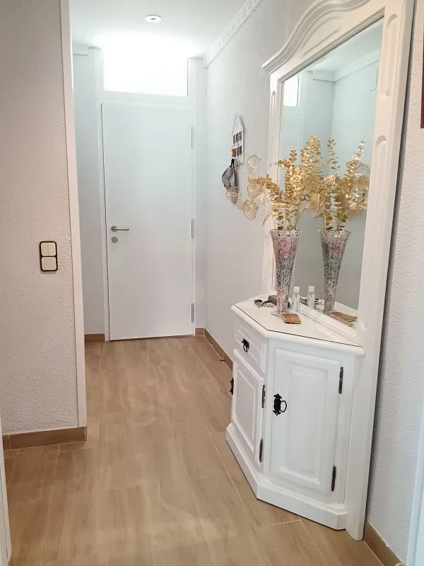 Entrée - Semi-Detached House with Terrace in Les Arenes