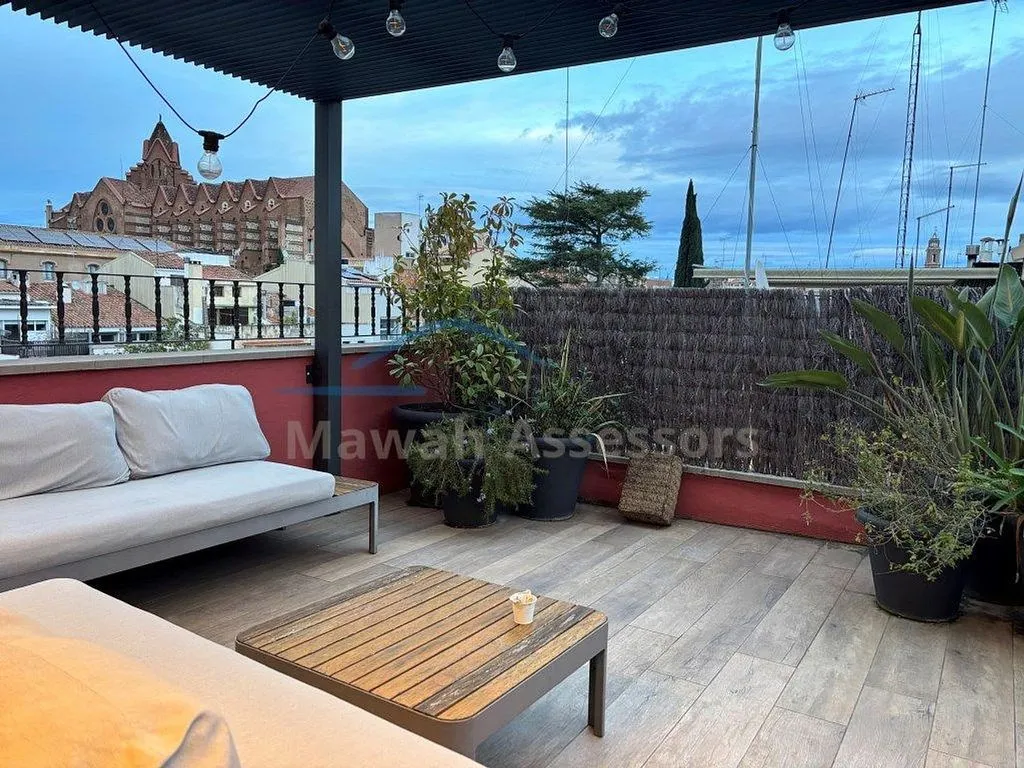 Terrasse - Luxury House with Lift in Sabadell Centre