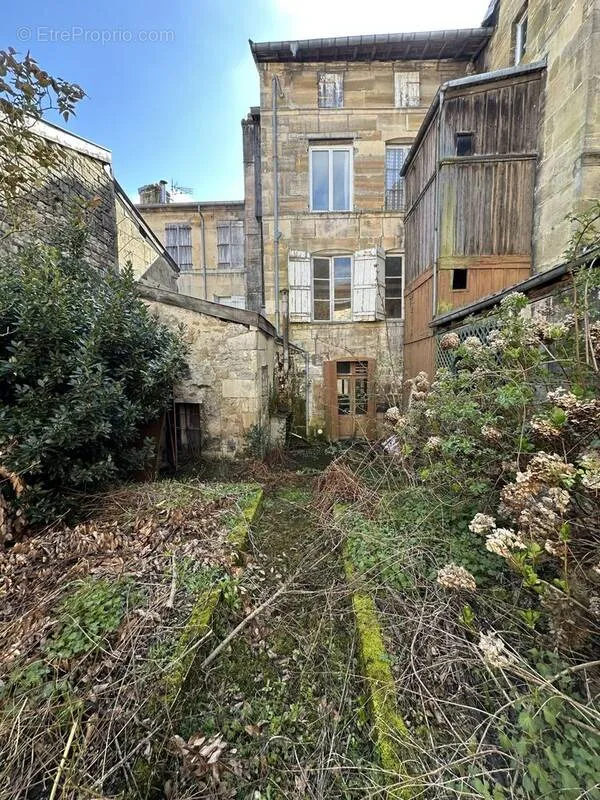 Aed - Characterful Stone Building with Panoramic View in Bar-Le-Duc