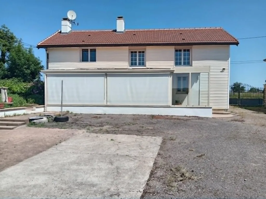 Exterior - Country House with Equestrian Potential in Couleuvre