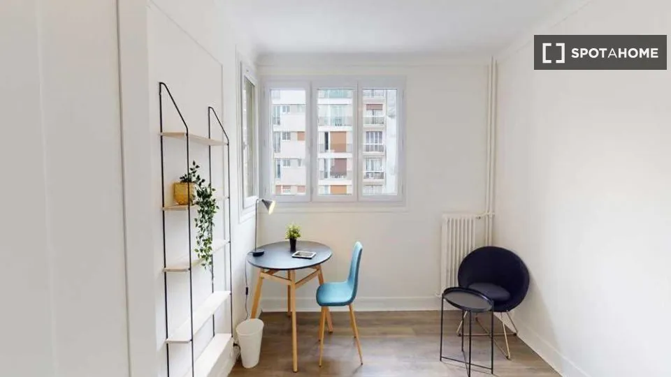 Studio - Room in Shared Accommodation, Paris
