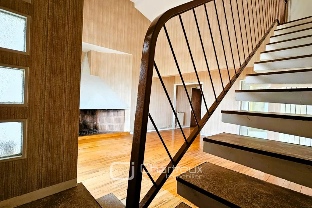 Toad - Duplex Apartment with Sea View in Royan