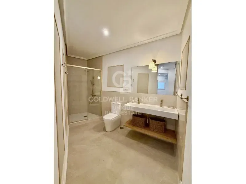 Salles de bain - Renovated Flat with Balconies in Madrid