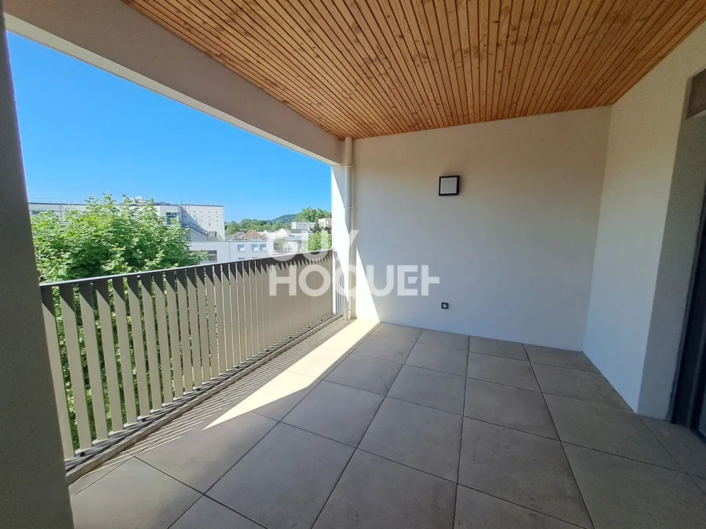 Balcone - Bright Apartment with Loggia in Bourgoin-Jallieu