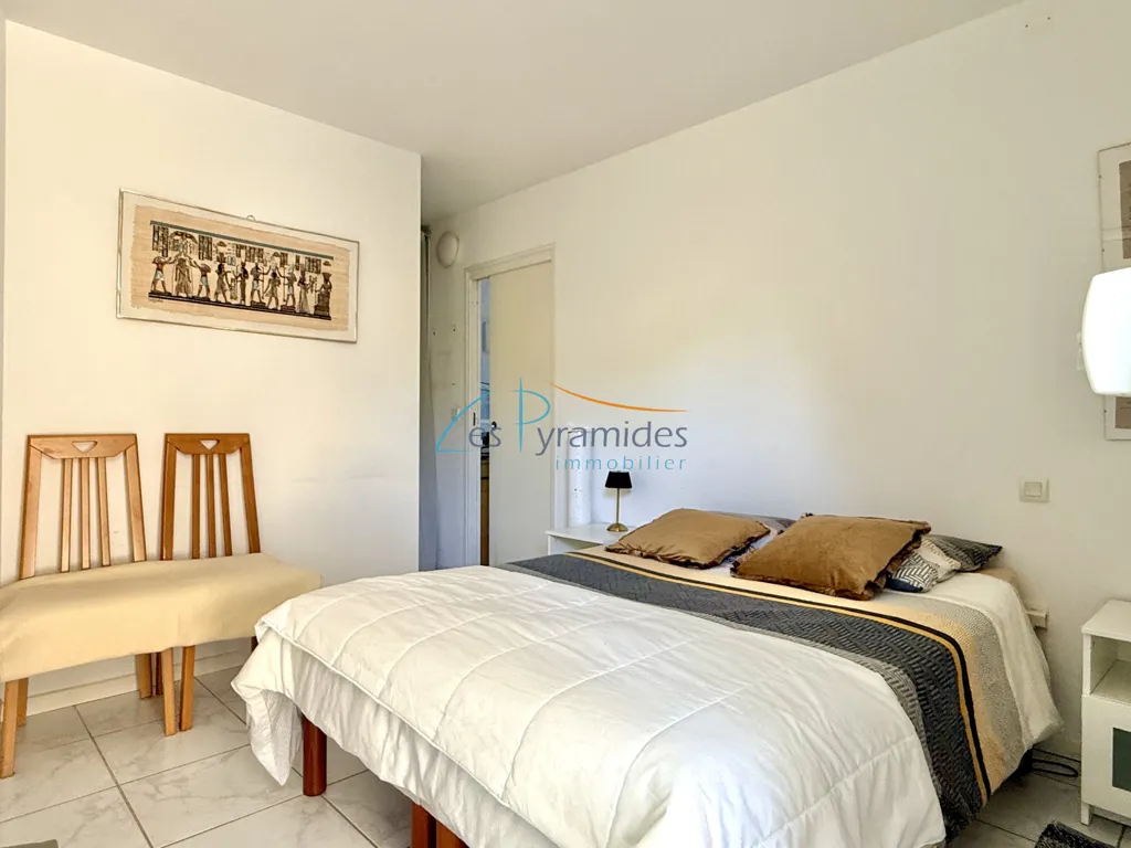 Chambres - Appartement avec Terrasse et Garage à La Grande Motte