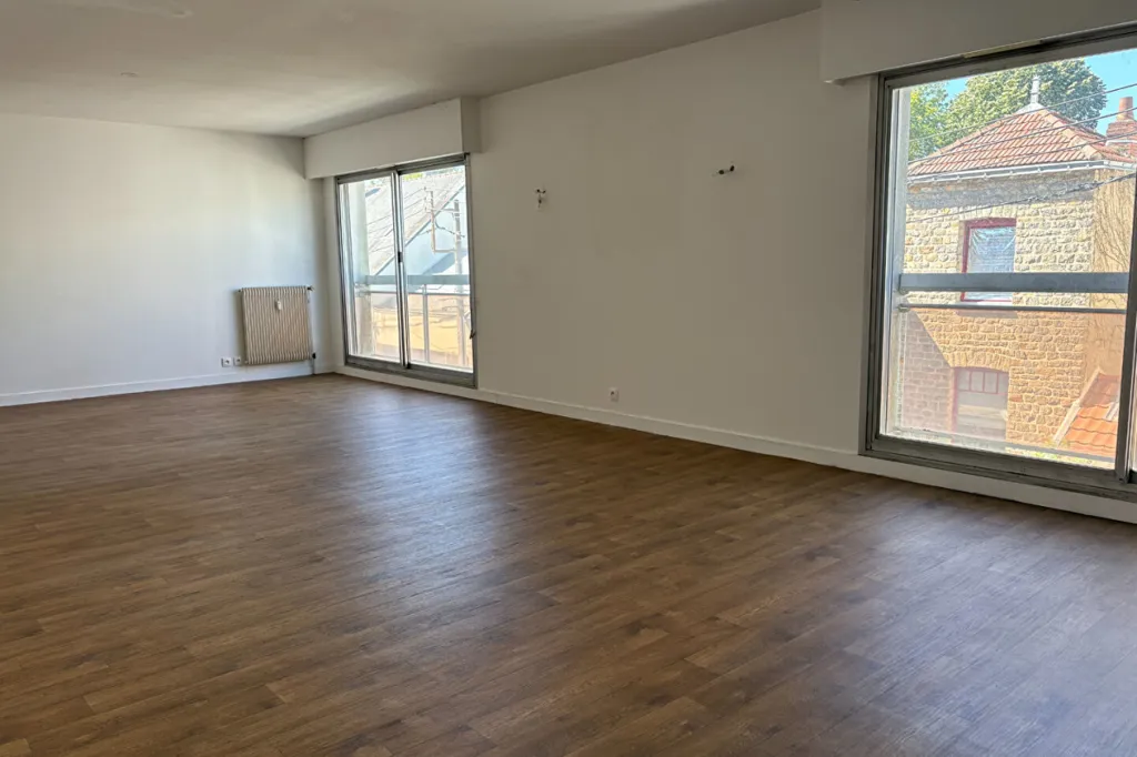 Stanze - 4-Piece Apartment with Garage in Nantes