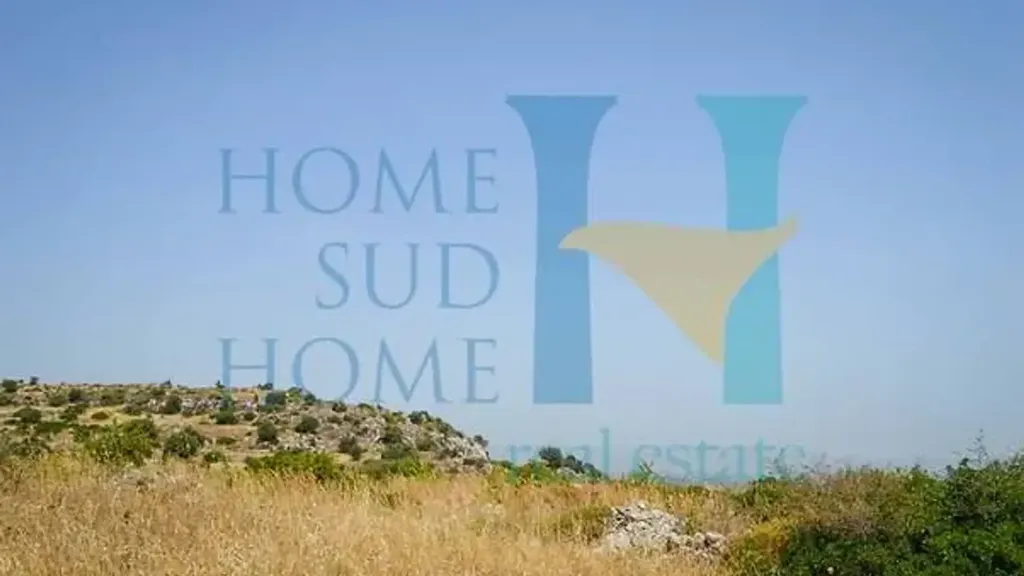 Aed - Buildable Land with Panoramic Potential in Noto