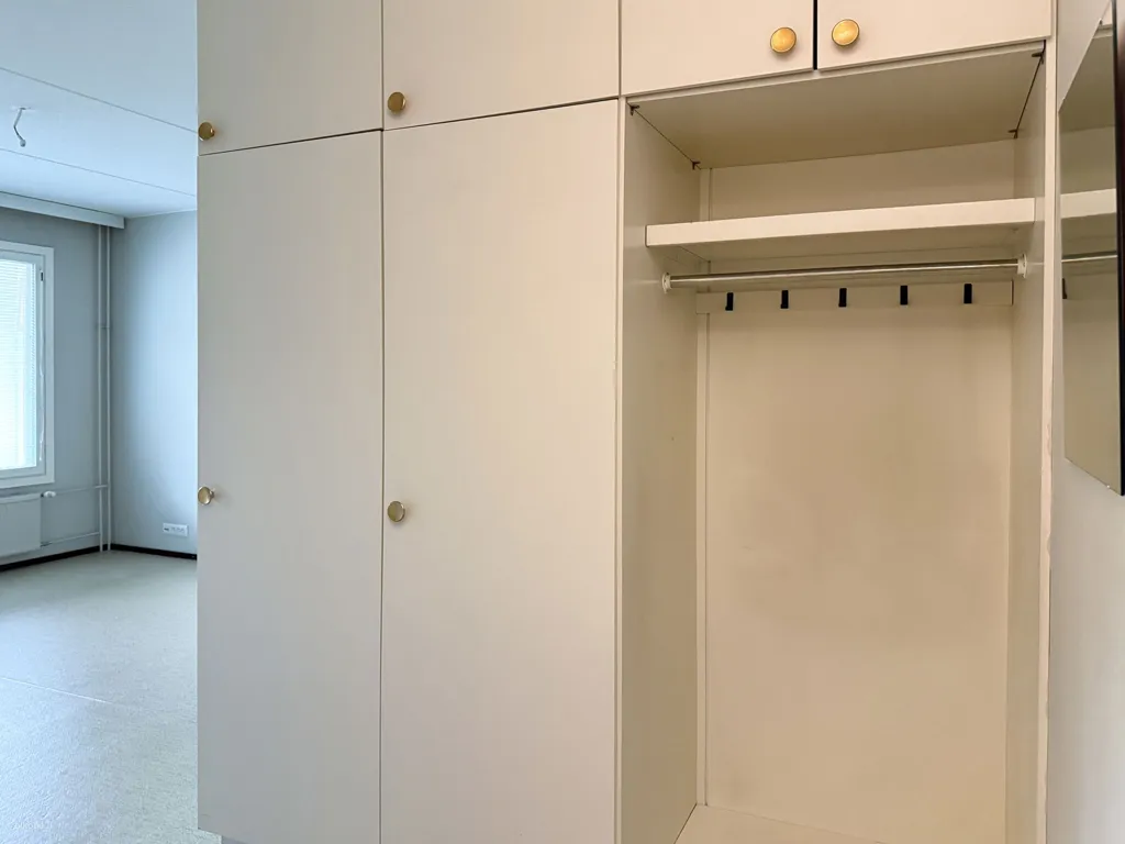 Pièces - Spacious Studio with Balcony in Lahti