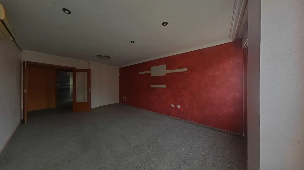 Pièces - Apartment with Large Windows in Nules