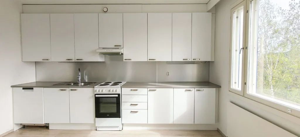 Cuisine - Apartment with Pool in Mellunmäki, Helsinki