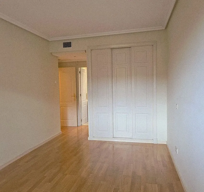 Pièces - Apartment with Pool and Terrace in Valdemarín