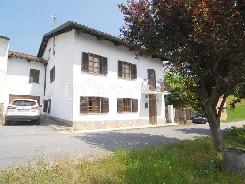 Välivaade - Rustic House with Panoramic View in Sale delle Langhe