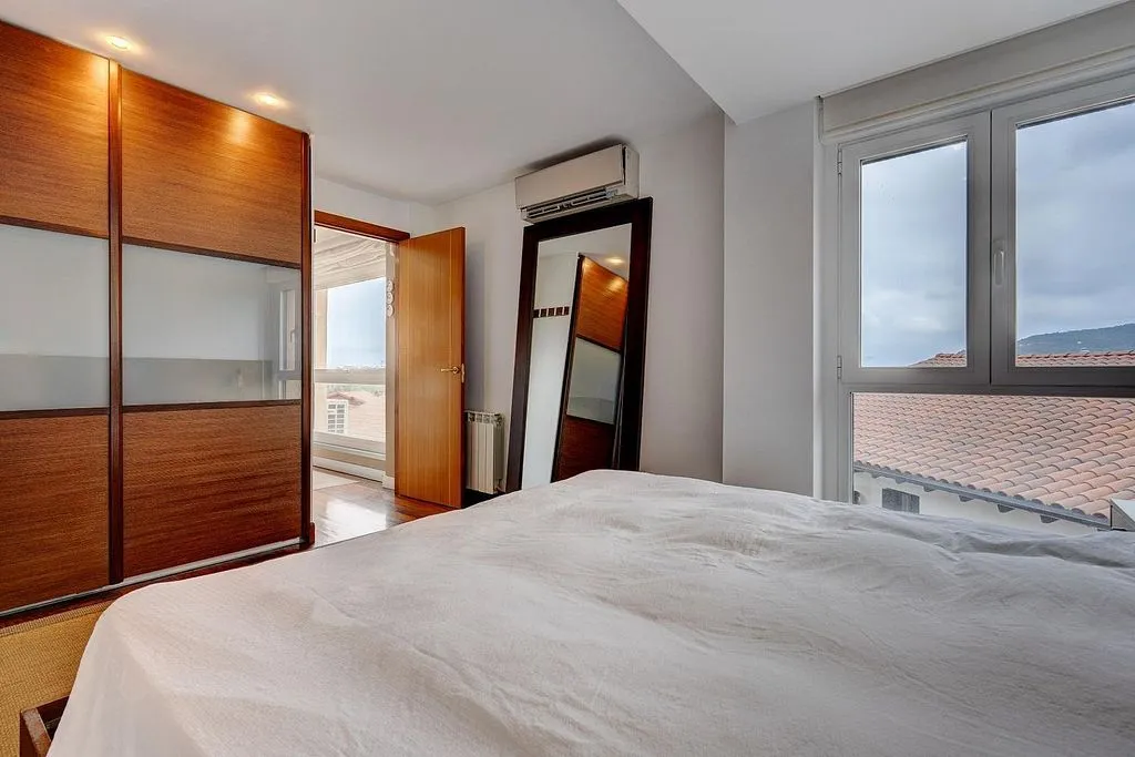 Magamistoad - Spacious Flat with Views in San Roque