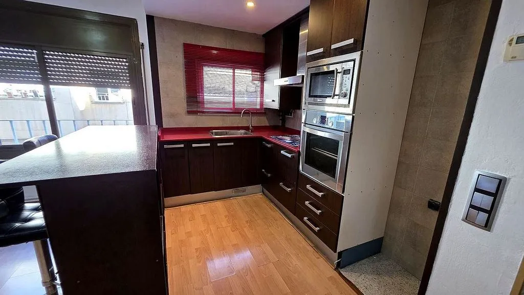 2-Bedroom Apartment with West View in Egara
