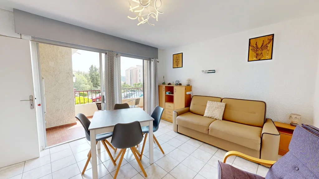 Elutuba - Studio with South Terrace in Greoux-les-Bains