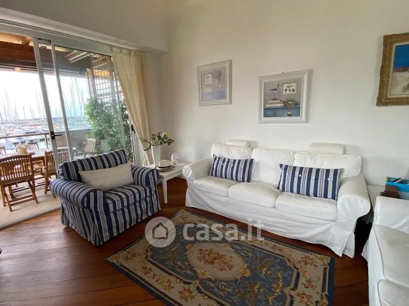 Séjour - Triplex with Sea View in Varazze