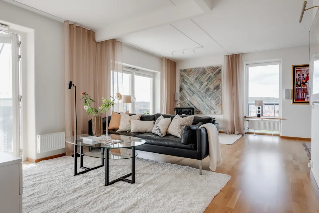 Séjour - Corner Penthouse with Panoramic View in Borås