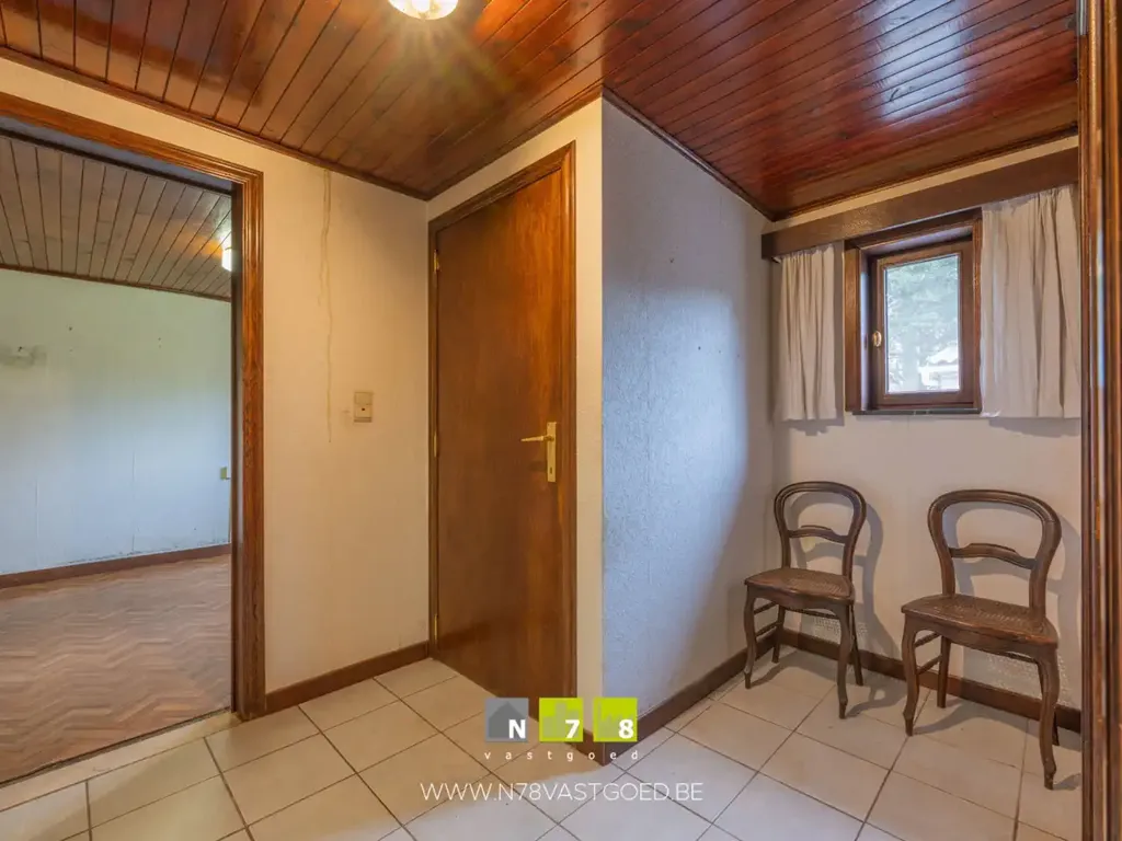Esik - Renovatable Detached House with Garden in Maasmechelen