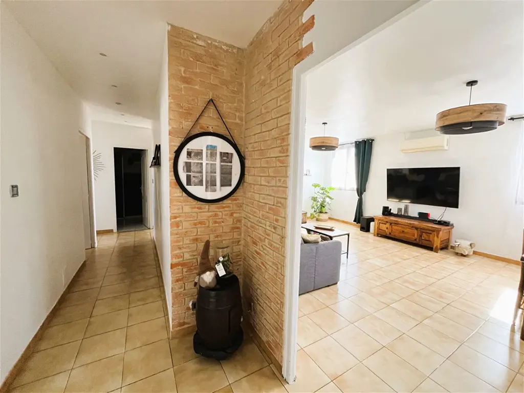 Maison 4 pièces à Eyguieres