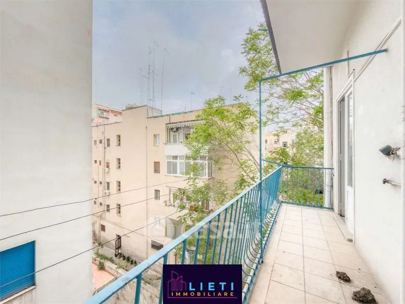 Balcon - 2-Bedroom Flat with Internal Balcony in Taranto