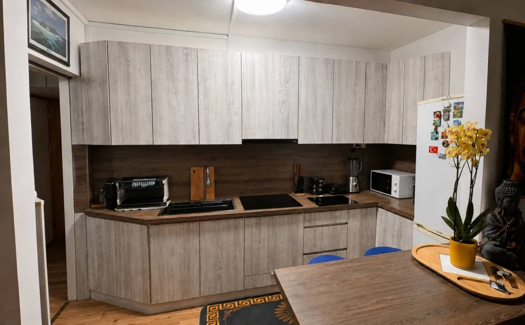 Cucina - Modernised Flat with Balcony in Tatabánya