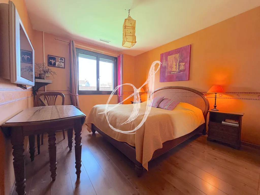 Bedrooms - Villa with Pool and Garden in Lavérune