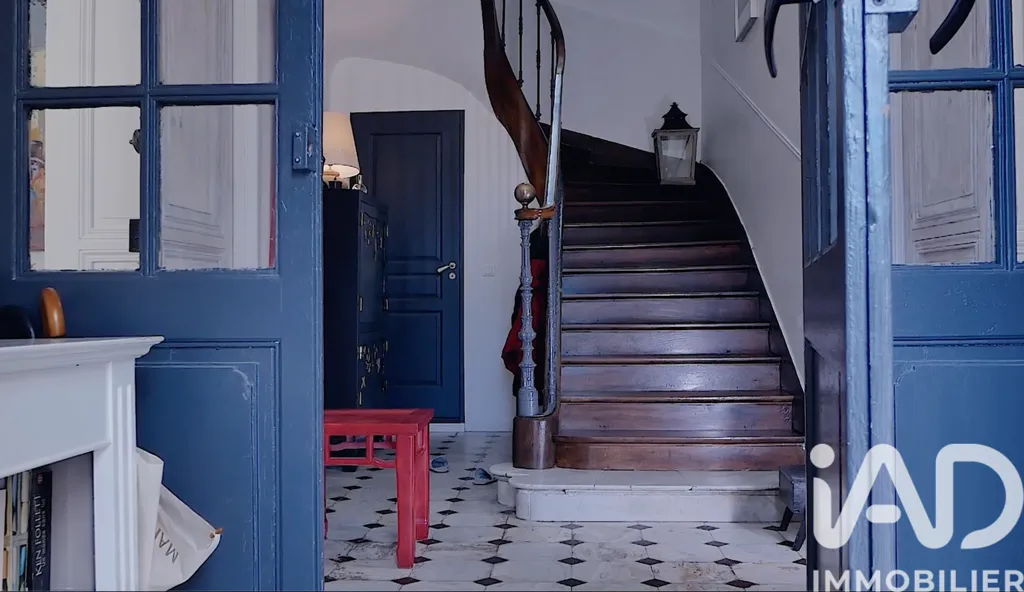 Entrée - Manoir avec Activité Touristique à Gréoux-les-Bains