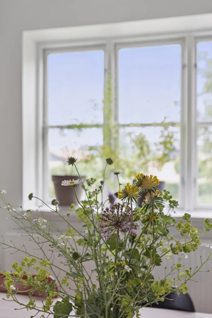 Salle à manger - Classical Villa with Architect-Designed Garden in Odense