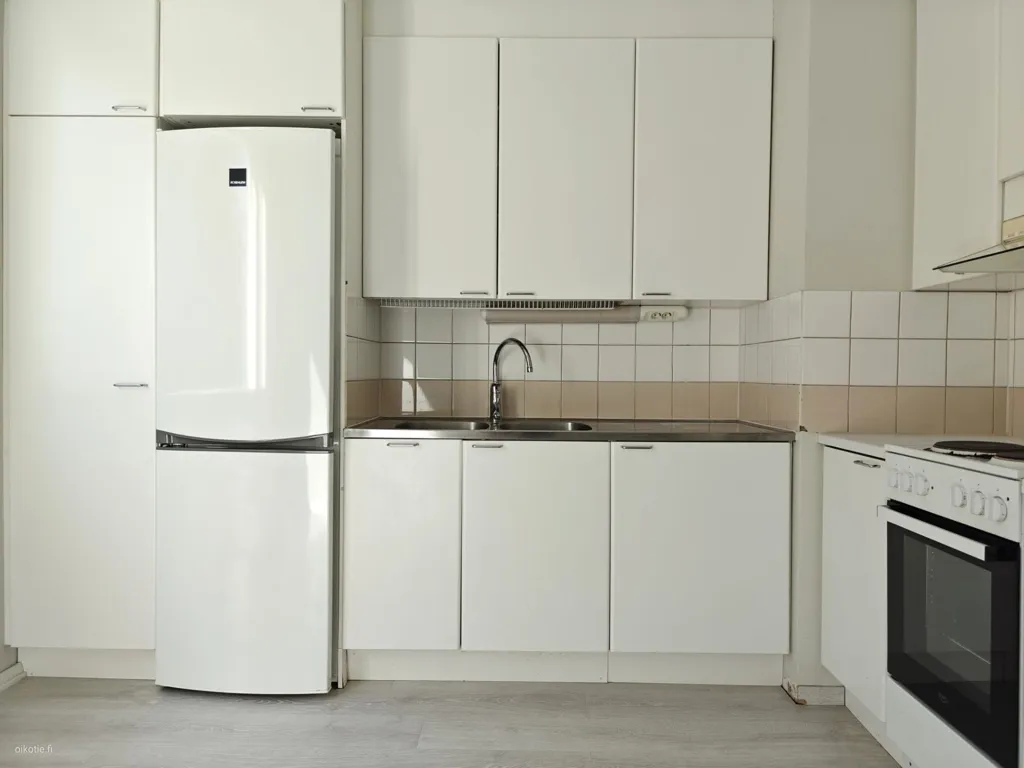 Köök - 3-Bedroom Apartment with Balcony in Lahti