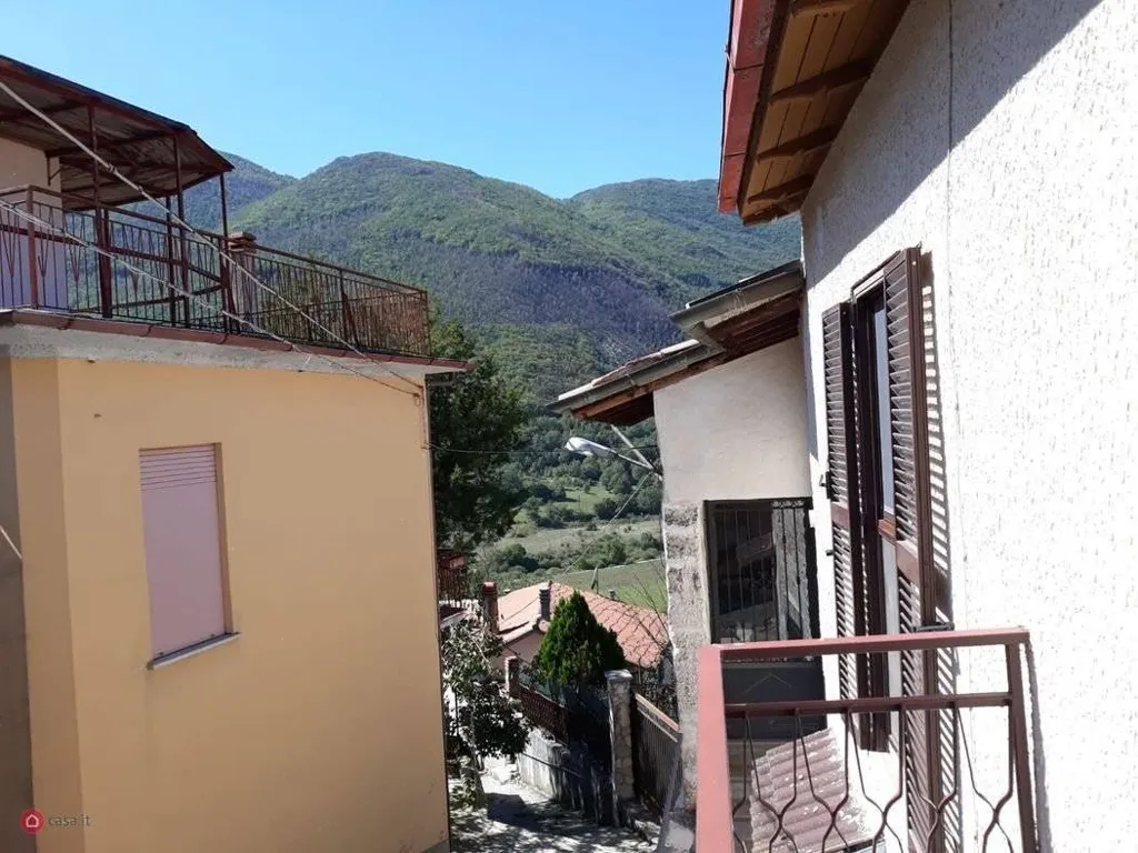 Balcon - Independent House with Ski Access in Borgorose