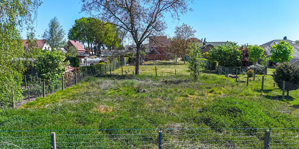 Jardin - Maison à Rénover avec Jardin en Top-Loc à Heusden-Zolder