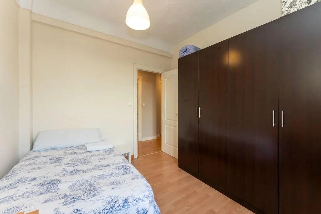 Bedrooms - Luxury Apartment with City View in Málaga