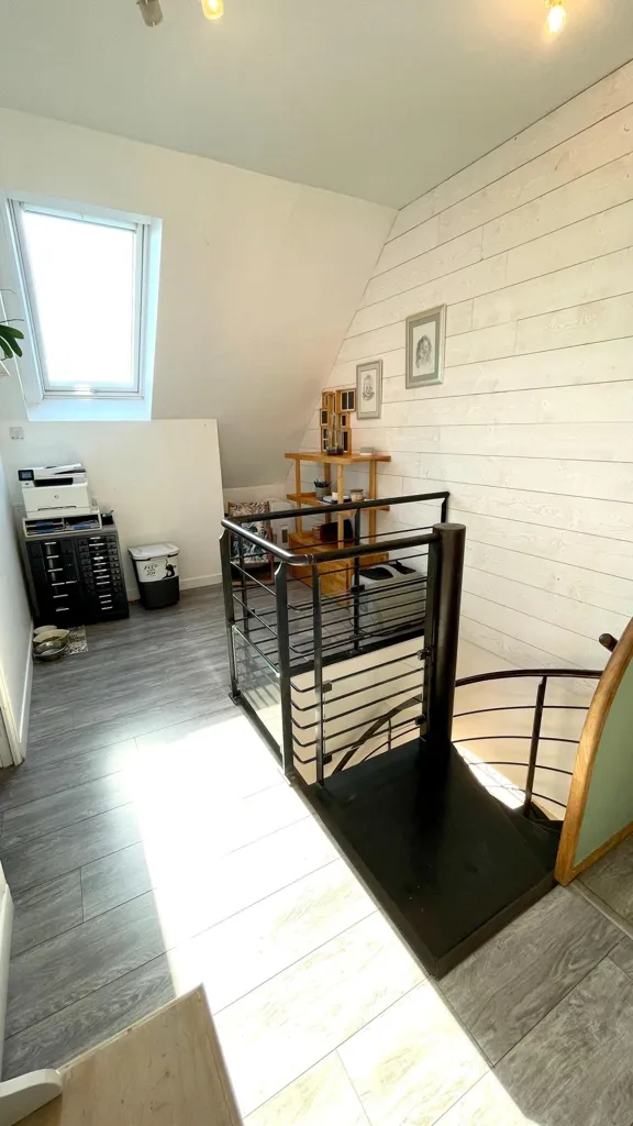 Pièces - Maison de 6 Pièces avec Terrasse à Mayenne