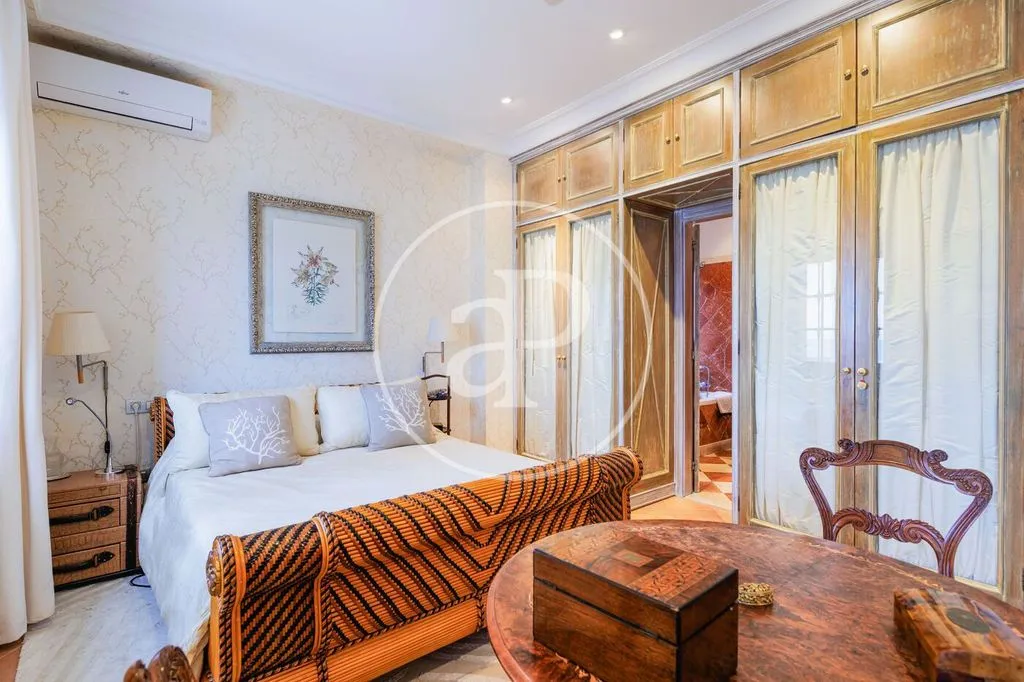 Chambres - Luxury Villa with Seafront Views in Burriana
