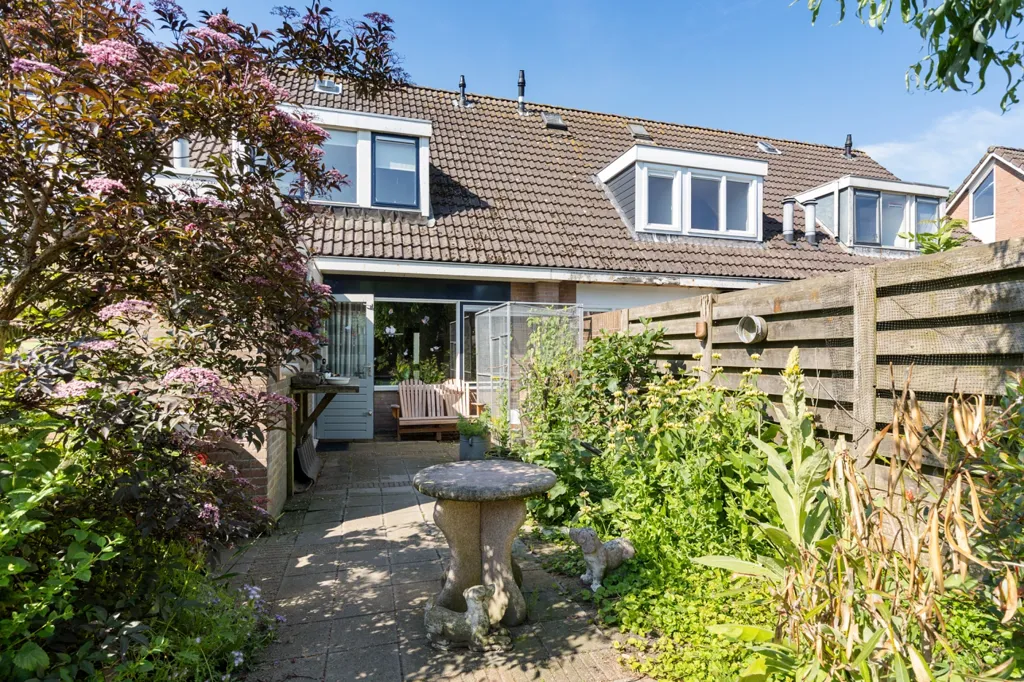 Garden - Spacious Semi-detached House with Garden in Ie