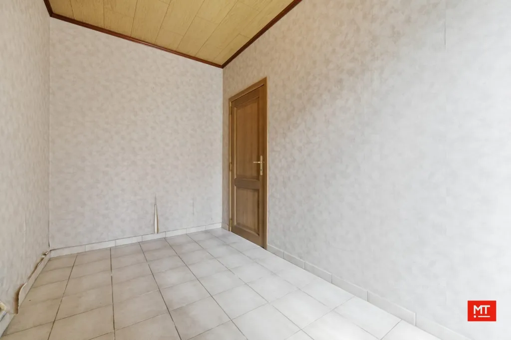 Toad - Renovatable House with Garden in Beselare