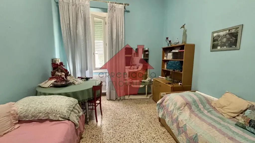 Chambres - Five-Bedroom Apartment with Garden in Empoli