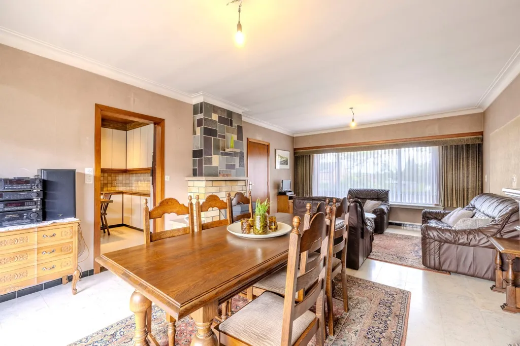 Salle à manger - Maison à Renover avec Jardin et Terrasse à Putte