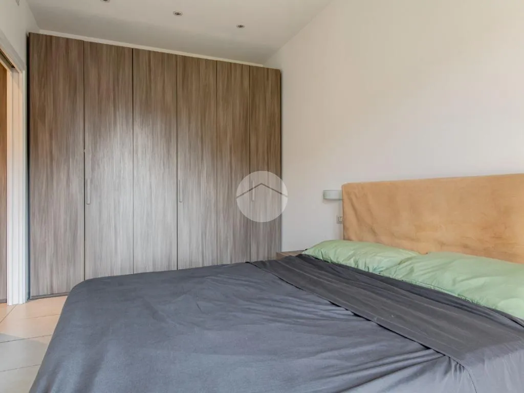 Magamistoad - Rearranged Triplex with Balcony in Milan